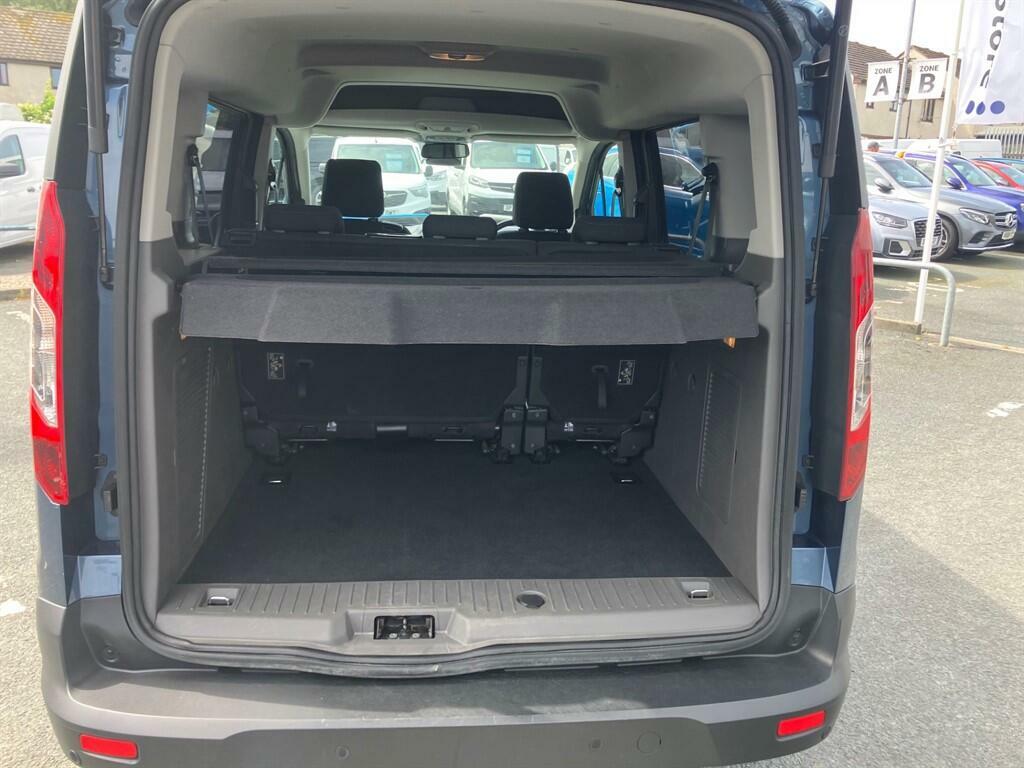 Ford Tourneo Connect 1.5 Ecoblue 120 Titanium Powershift Black #16