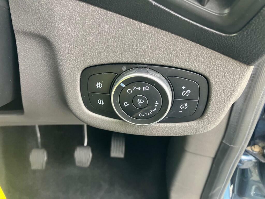 Ford Tourneo Connect 1.5 Ecoblue 120 Titanium Powershift Black #22
