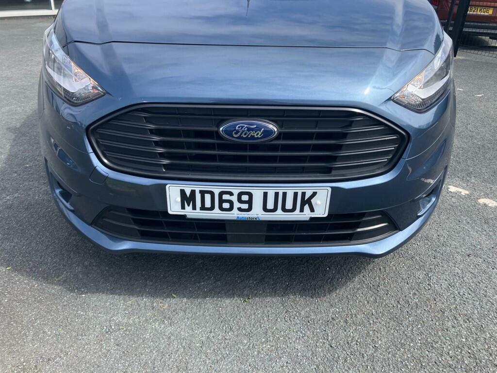 Ford Tourneo Connect 1.5 Ecoblue 120 Titanium Powershift Black #10