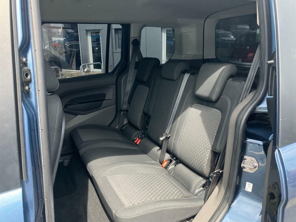 Ford Tourneo Connect 1.5 Ecoblue 120 Titanium Powershift Black #14