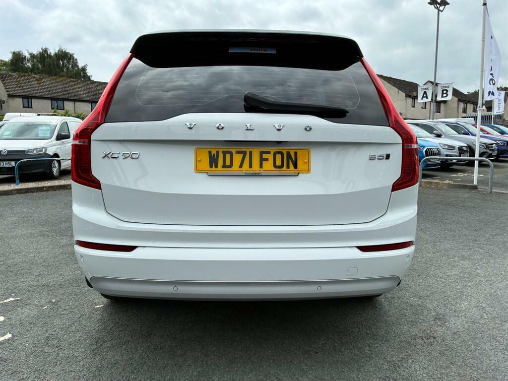 Volvo XC90 Momentum White #5