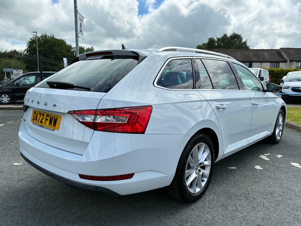 Skoda Superb Se Technology White #6