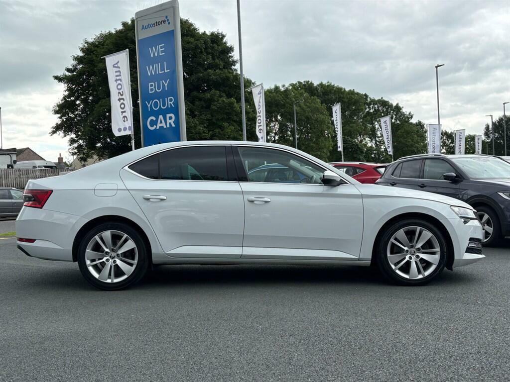 Skoda Superb 1.5 Tsi Act Se L Dsg Euro 6 Ss CX21SXT White #5