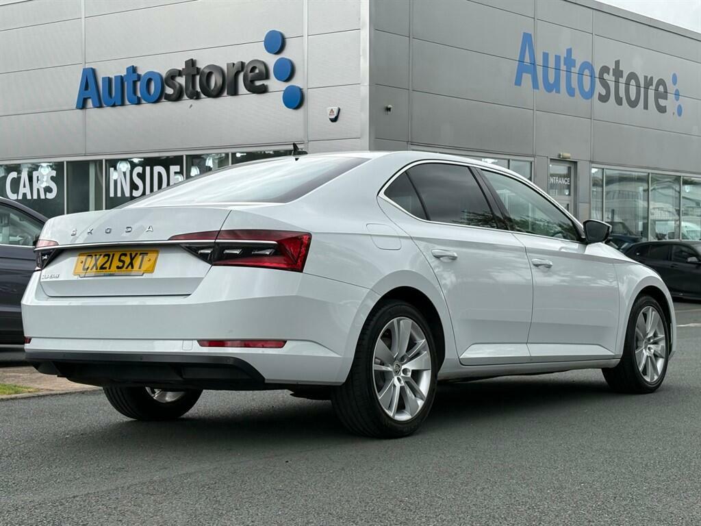Skoda Superb 1.5 Tsi Act Se L Dsg Euro 6 Ss CX21SXT White #6