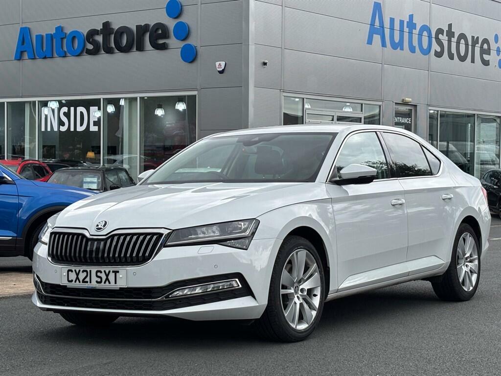 Skoda Superb Se L White