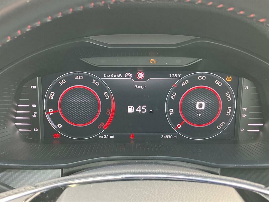 Skoda Kamiq Se Grey #27