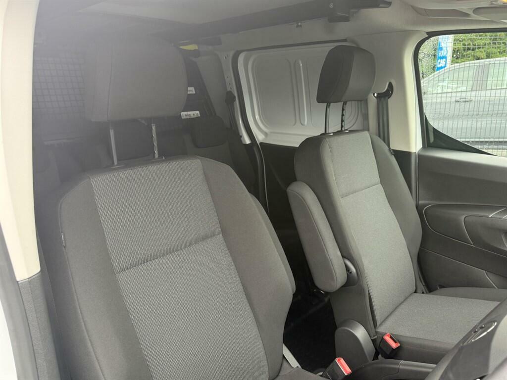 Citroen Berlingo Enterprise XL White #2
