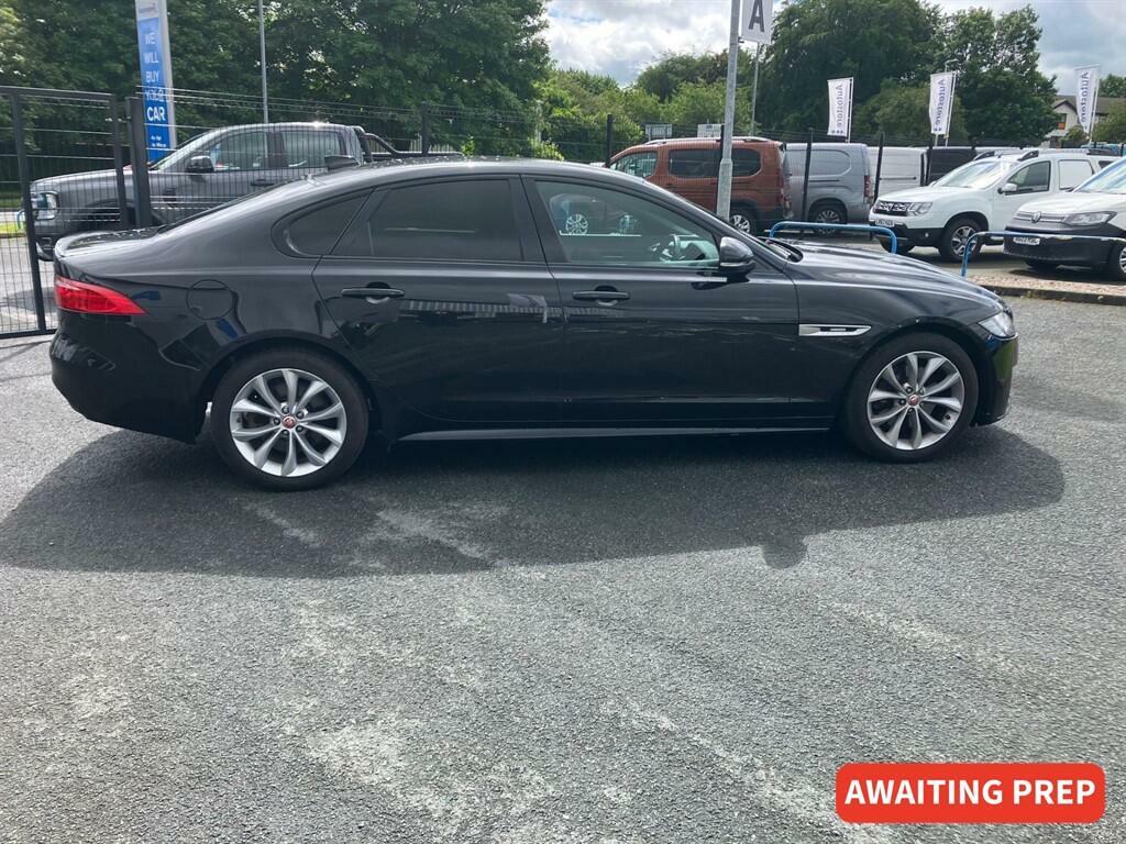 Jaguar XF 2.0D R-sport Euro 6 Ss Black #5