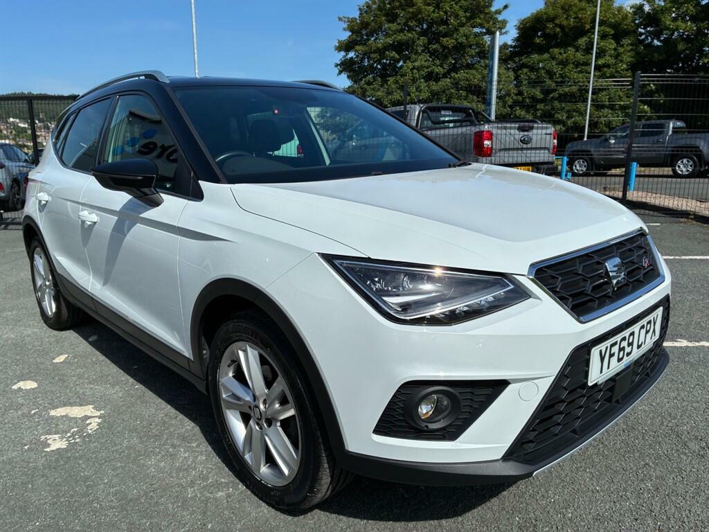 Seat Arona  White #8
