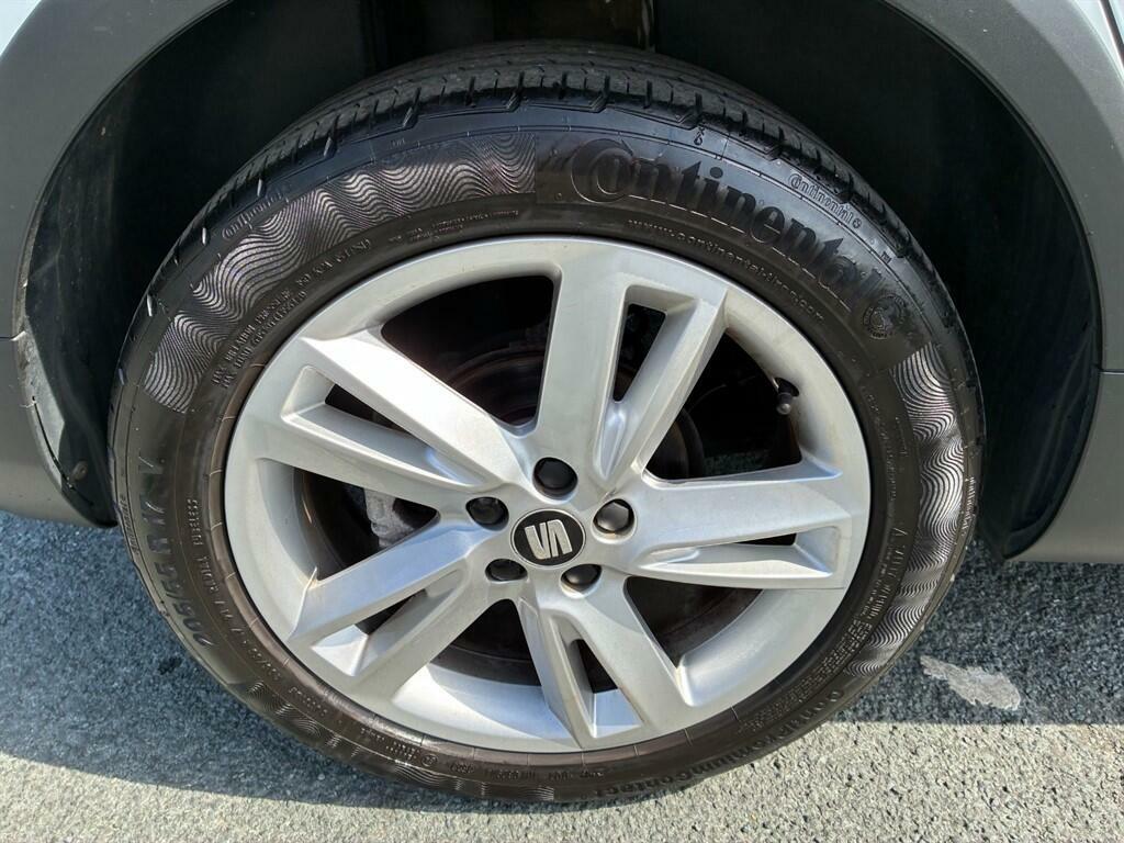 Seat Arona  White #14