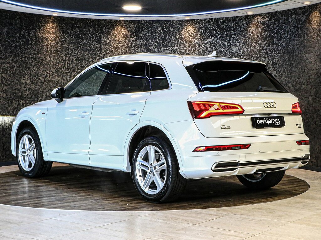 Audi Q5 Tdi S Line DK19YJN White #5