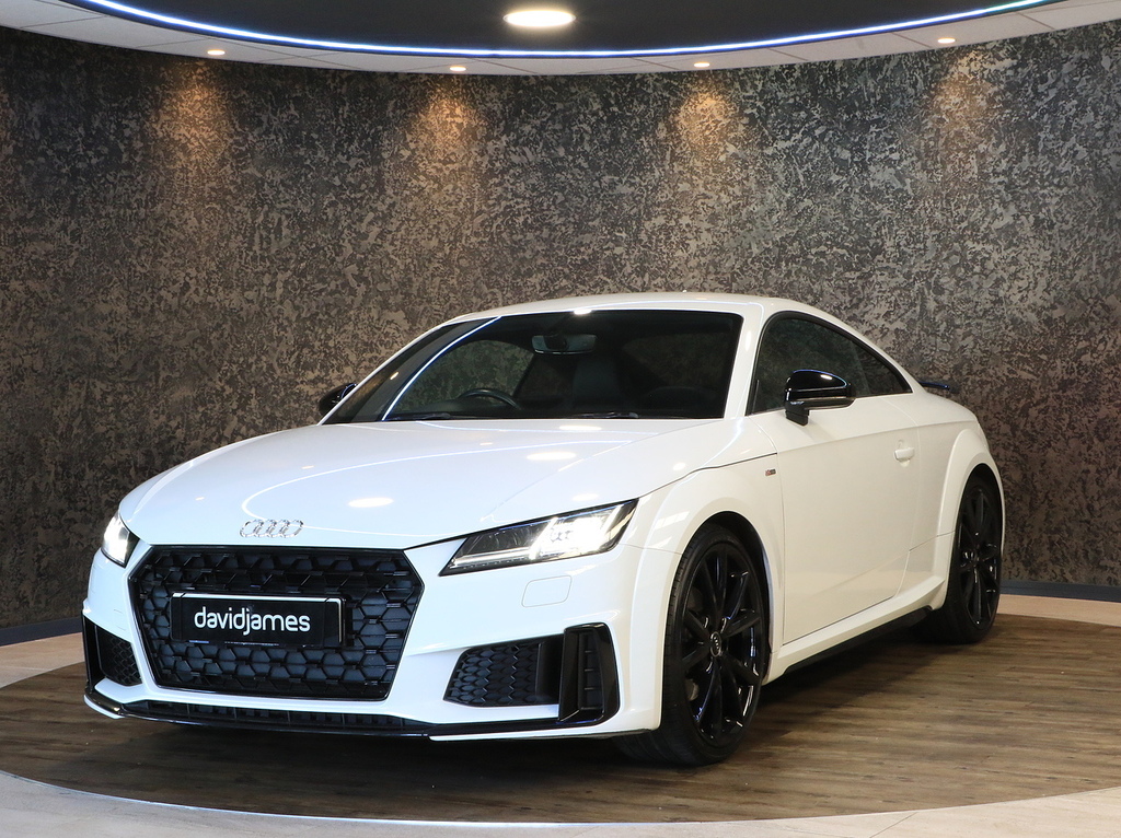 Audi TT Tfsi Black Edition KF69LKL White #3