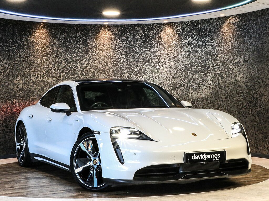Porsche Taycan Performance Plus 4S White