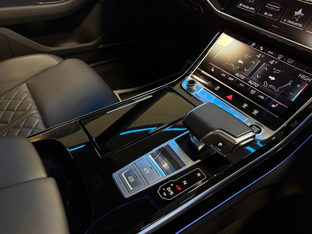 Audi A8 3L Black Edition Blue #54