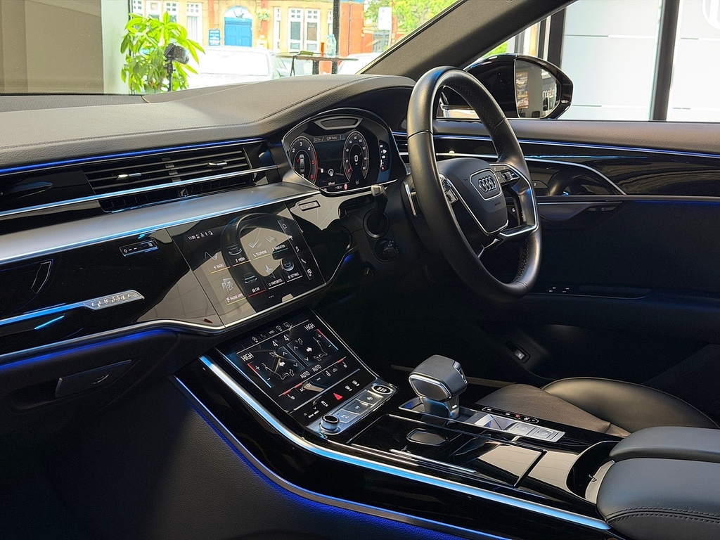 Audi A8 3L Black Edition Blue #20