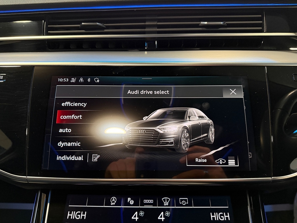Audi A8 3L Black Edition Blue #47