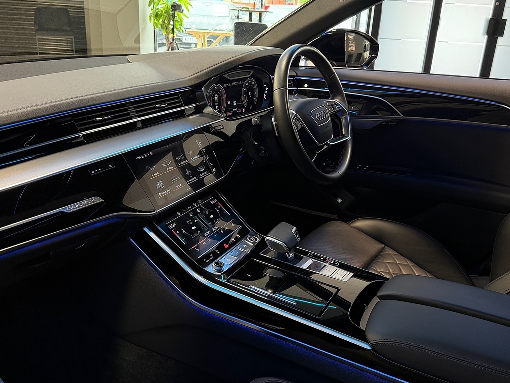 Audi A8 3L Black Edition Blue #22