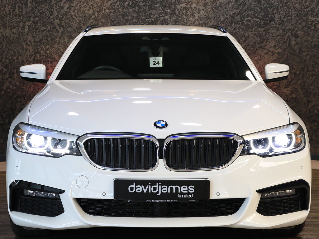 BMW 5 Series 520D M Sport YH19LPC White #2