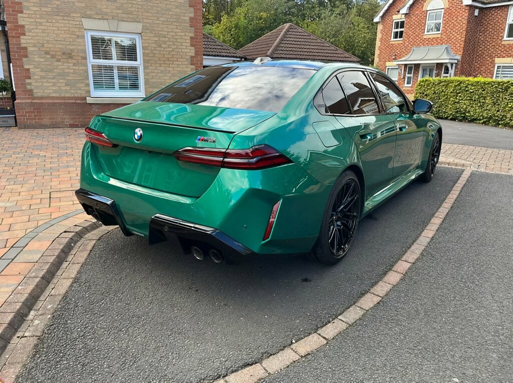 BMW M5 Saloon Green #2