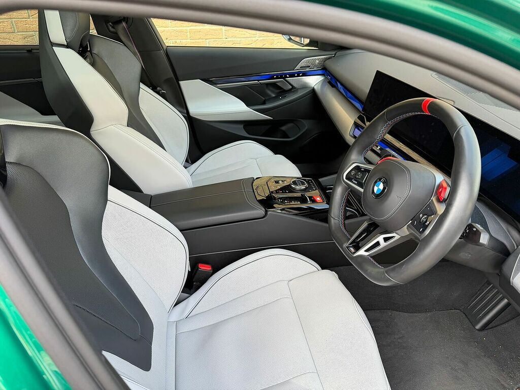BMW M5 Saloon Green #2