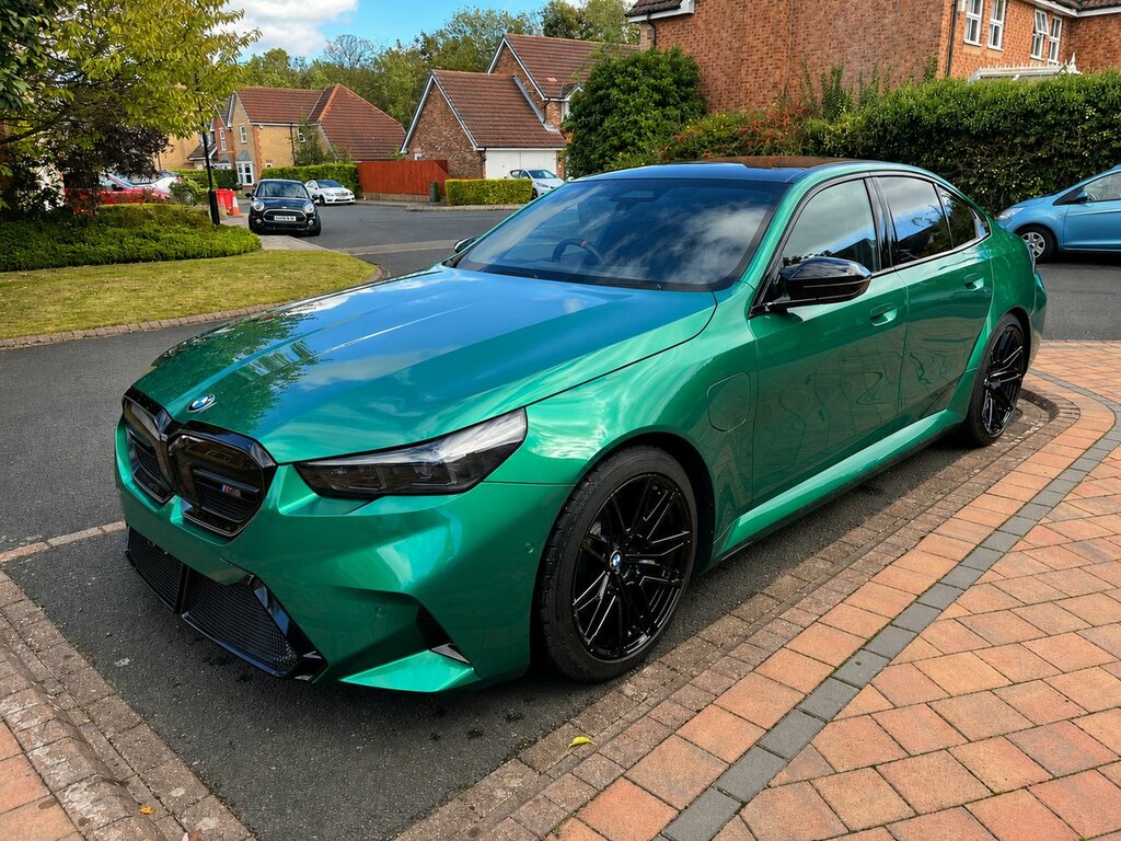 BMW M5 Saloon Green
