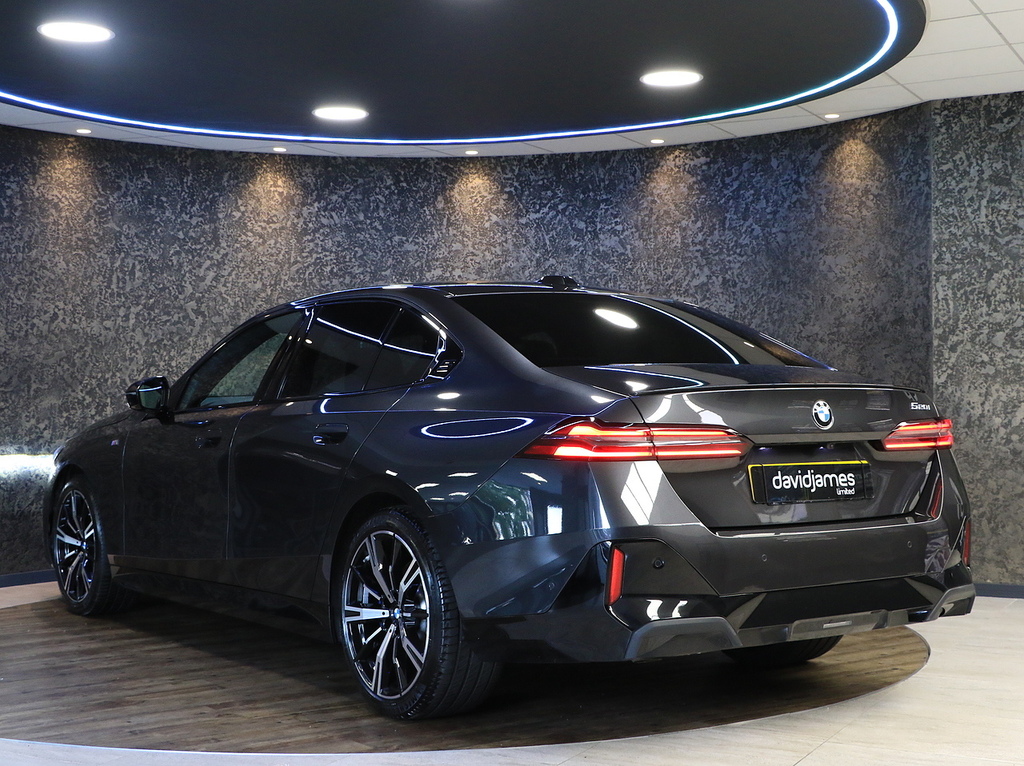 BMW 5 Series 520I Mht M Sport Pro YE74GXR Grey #5