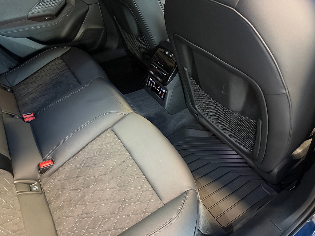 Audi A6 Saloon A6 2.0 E-hybrid Qtro 299 Launch Edition S Tron Grey #56