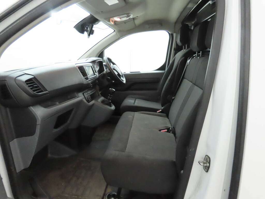 Vauxhall Vivaro 1.5 Vivaro F2900 Dynamic Ss White #5