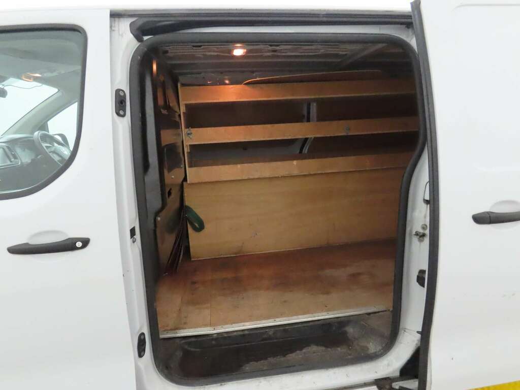 Vauxhall Vivaro 1.5 Vivaro F2900 Dynamic Ss White #4