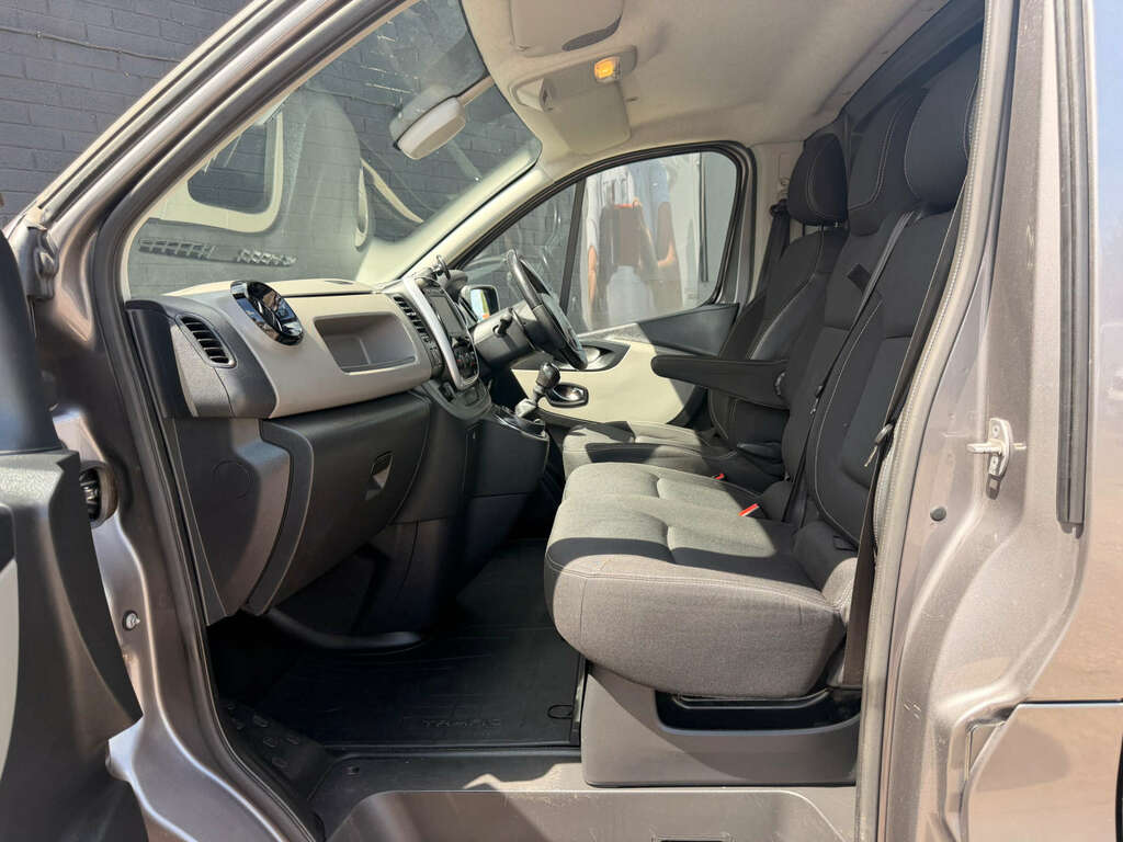 Renault Trafic 1.6L Sport Nav Grey #26