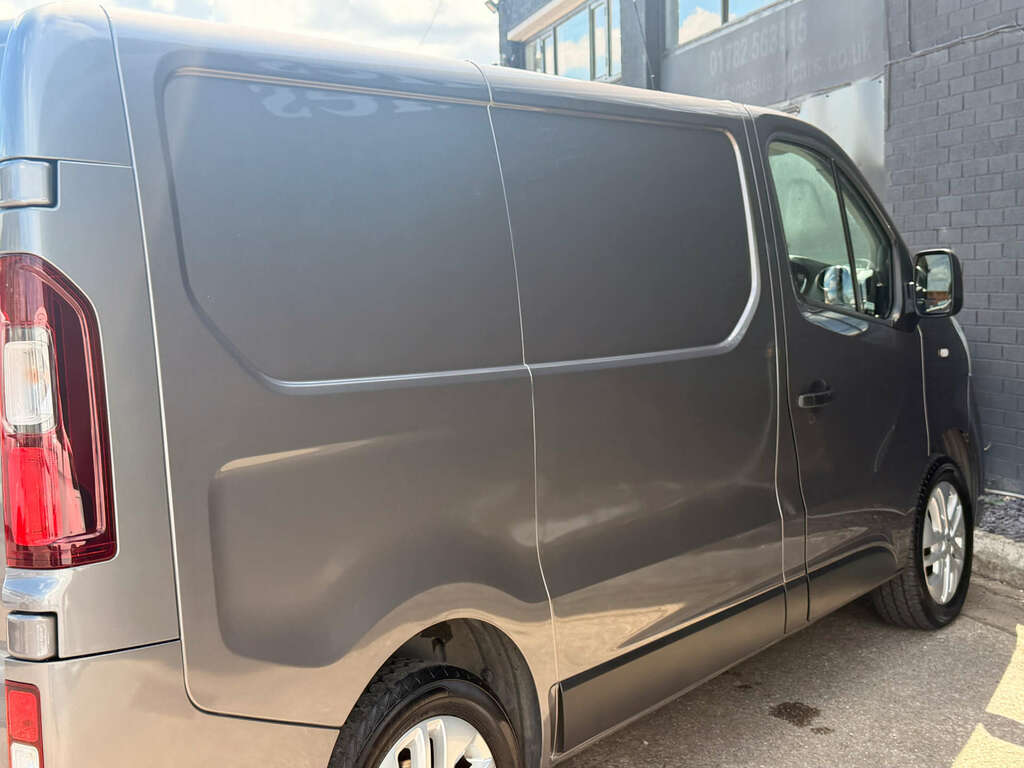 Renault Trafic 1.6L Sport Nav Grey #11