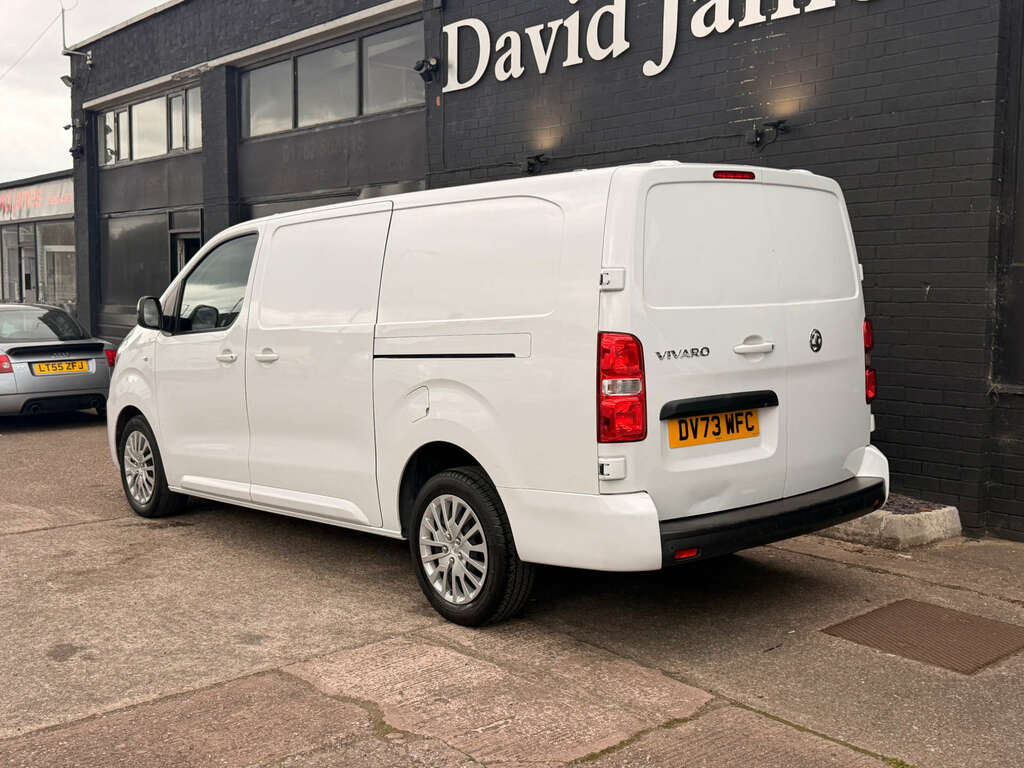 Vauxhall Vivaro 1.5 Vivaro F2900 Professional Ss DV73WFC White #6