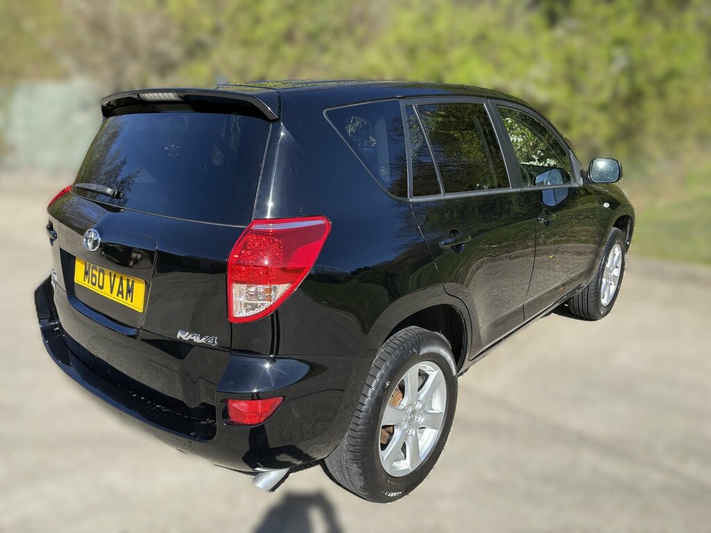Toyota Rav 4 2.0 Xt-r Suv 4Wd 212 Gkm, 1 M60VAM Black #4
