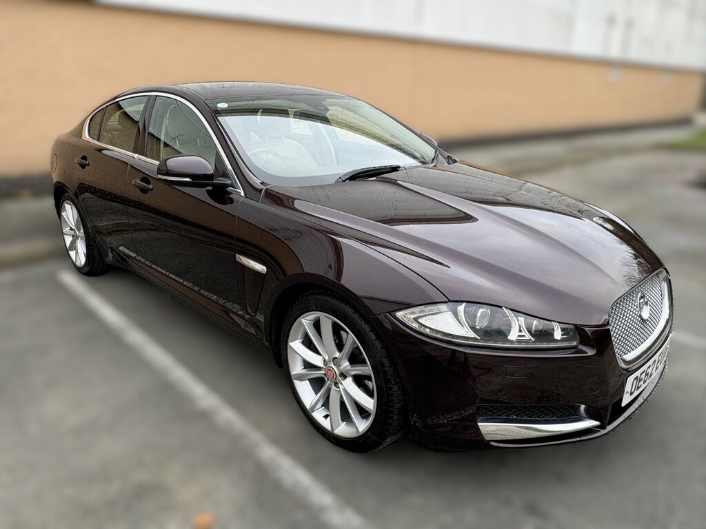 Jaguar XF 3.0D V6 Premium Luxury Saloon Euro Red