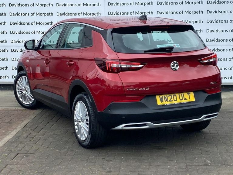 Vauxhall Grandland X 1.2 Turbo Business Edition Nav Suv Manu Red #4
