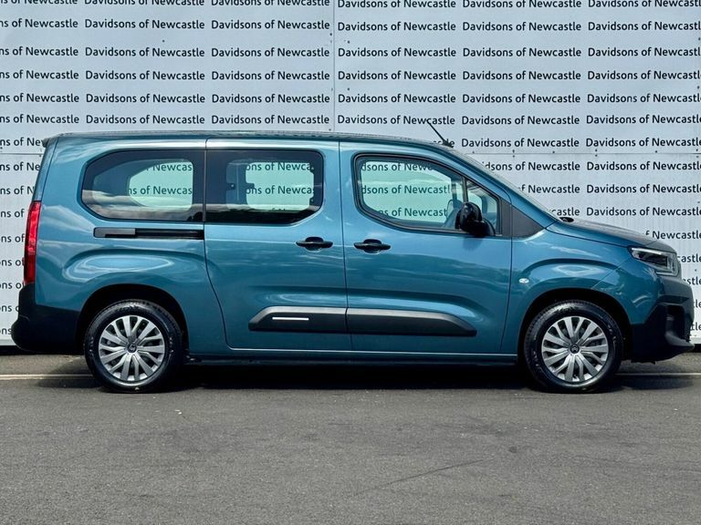 Citroen e-Berlingo Mpv Blue #8