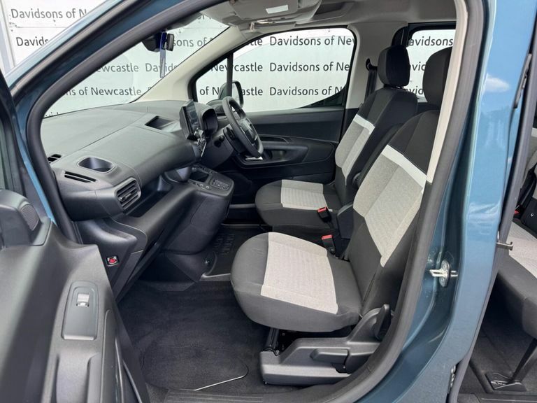 Citroen e-Berlingo Mpv Blue #44
