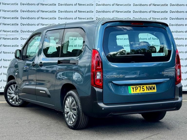 Citroen e-Berlingo 52Kwh Plus XL Mpv 7.4Kw Charger Blue #4