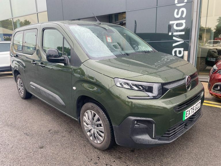 Citroen e-Berlingo 52Kwh Plus XL Mpv 7.4Kw Charger Green