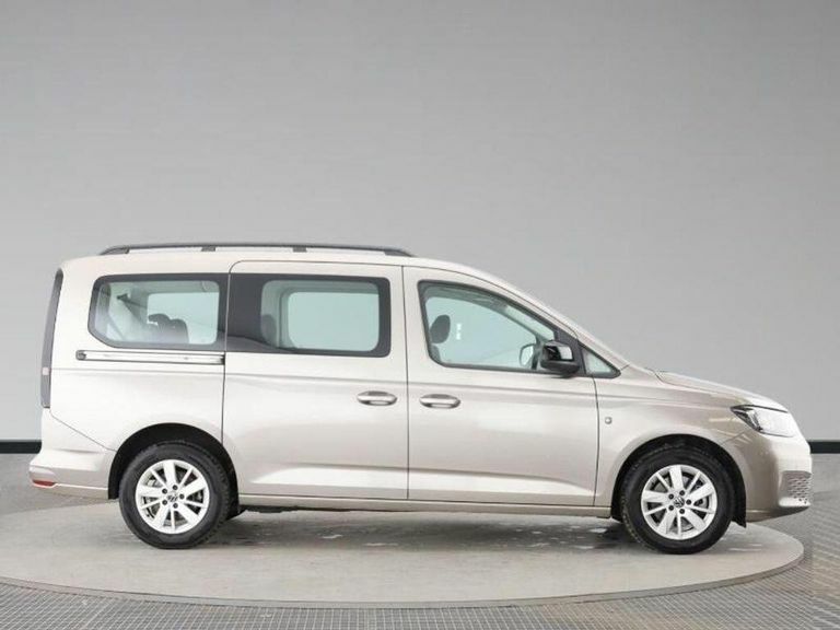 Volkswagen Caddy Maxi Life 2.0 Tdi Life Mpv Euro 6 Ss 1 Beige #2