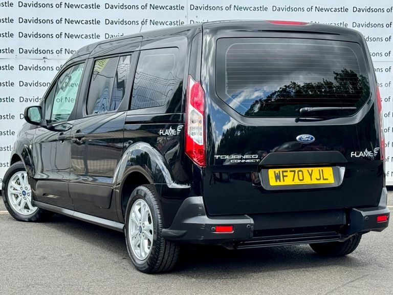 Ford Grand Tourneo Connect 1.5 Ecoblue Zetec Mpv Euro 6 S Black #4