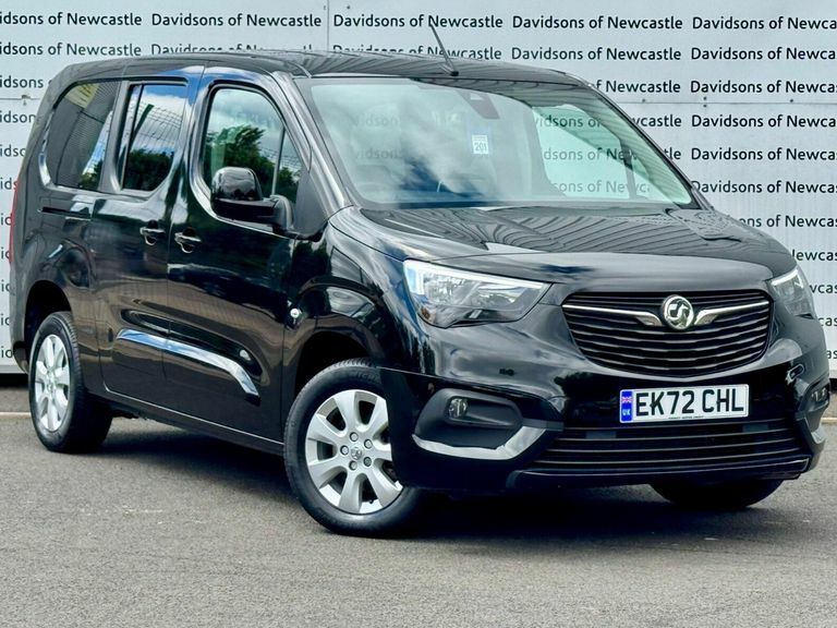 Vauxhall Combo Life 1.5 Turbo D Se XL Mpv 6Spd Euro Black