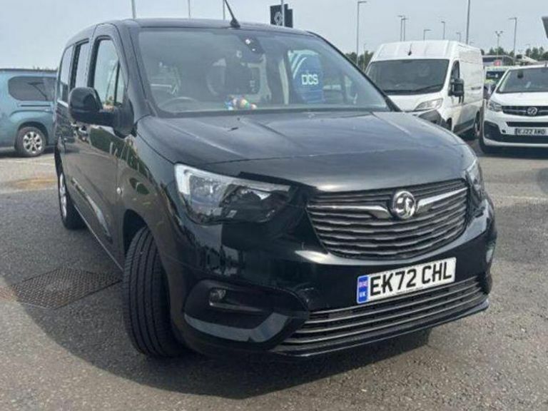 Vauxhall Combo Life 1.5 Turbo D Se XL Mpv 6Spd Euro Black