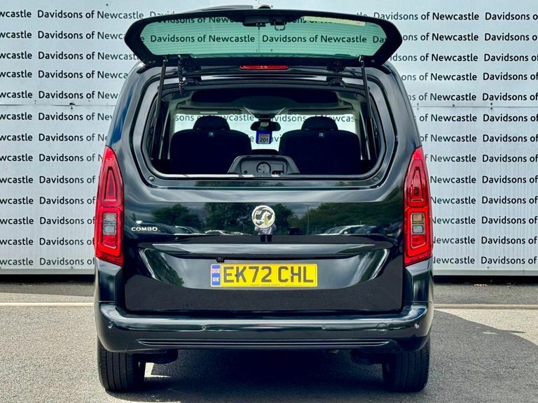 Vauxhall Combo Life 1.5 Turbo D Se XL Mpv 6Spd Euro Black #6