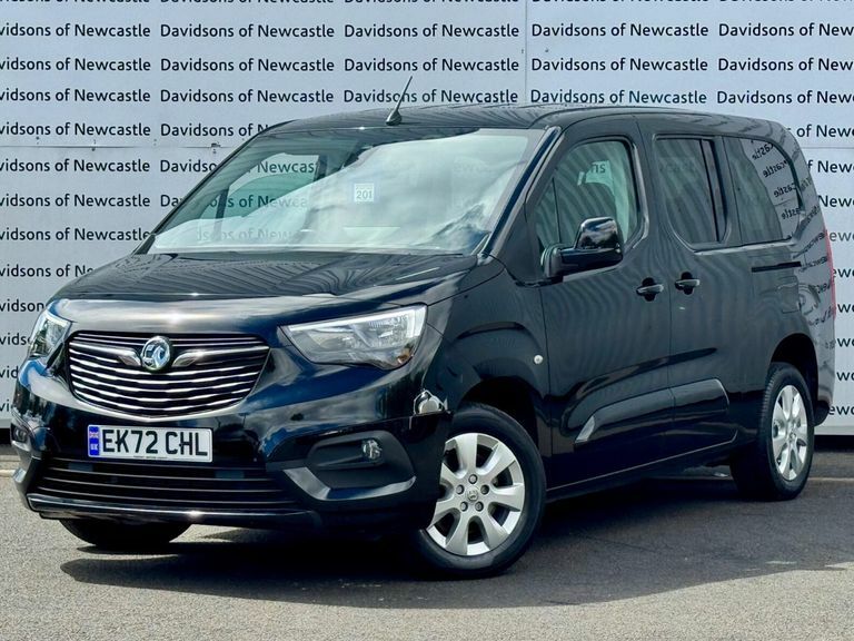Vauxhall Combo Life 1.5 Turbo D Se XL Mpv 6Spd Euro Black #3