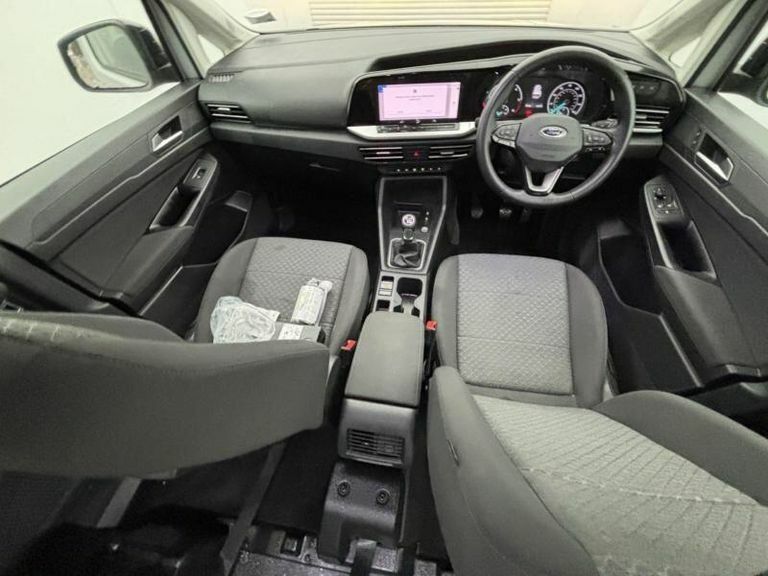 Ford Tourneo Connect 2.0 Ecoblue Titanium Mpv Euro 6 Silver #2