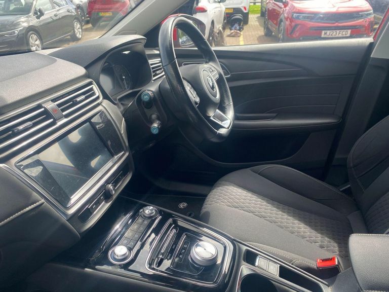 MG MG5 61.1Kwh Excite Long Range Estate Red #3