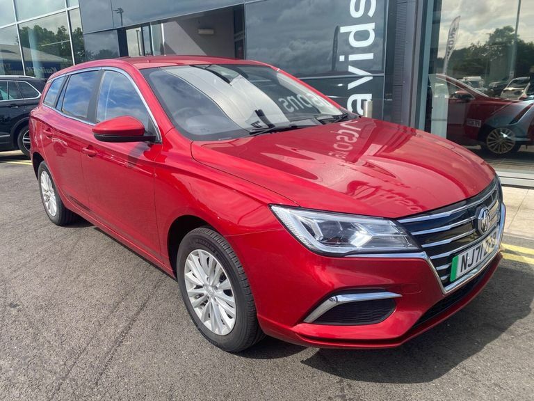 MG MG5 61.1Kwh Excite Long Range Estate Red