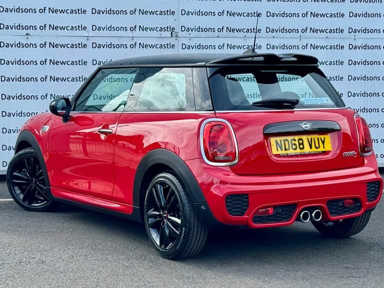 Mini Hatch 2.0 Cooper S Gpf Hatchback Steptronic E Black #4