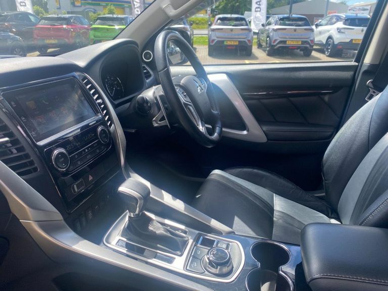 Mitsubishi Shogun Sport 2.4D 4 Suv 4Wd Euro 6 181 Ps Brown #3